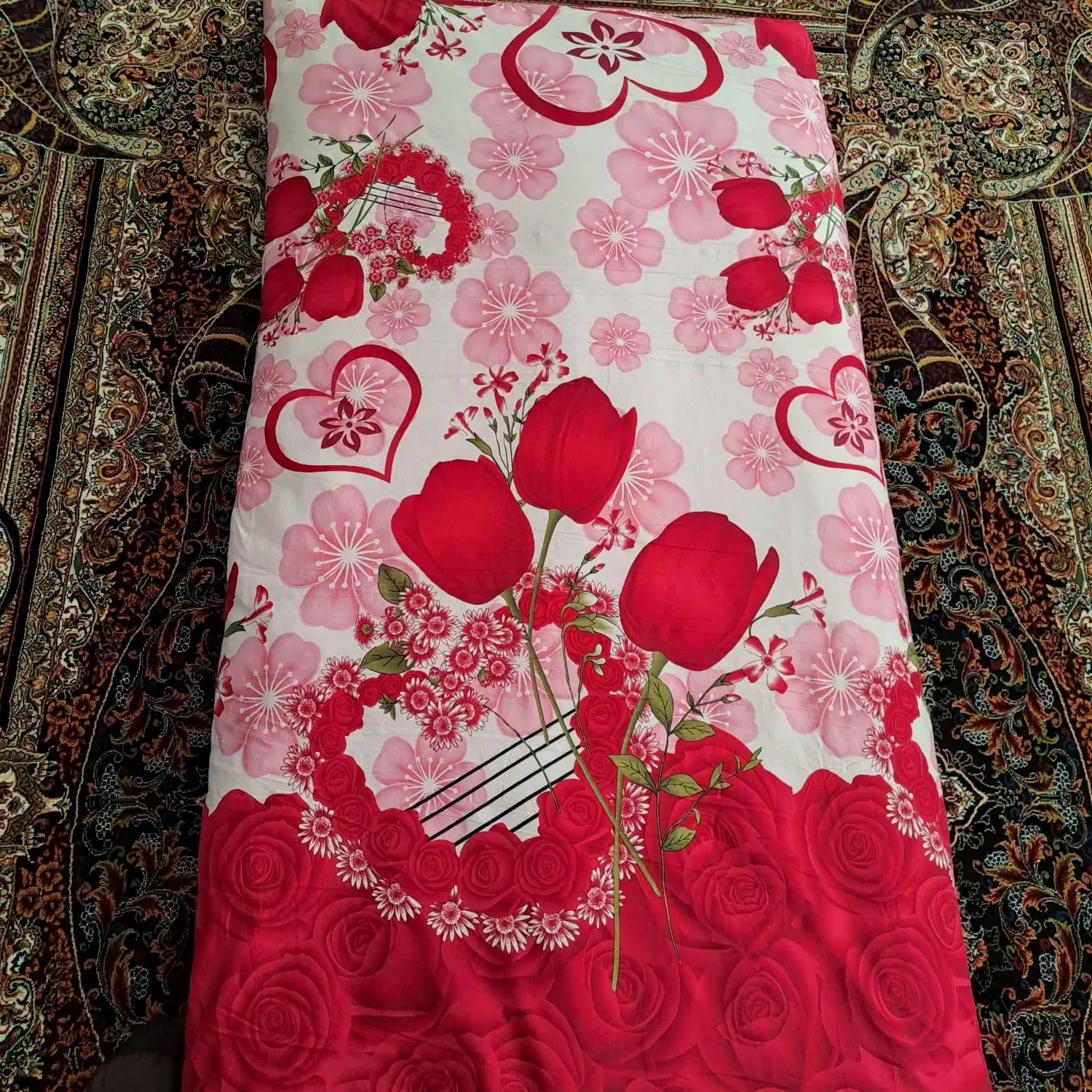 رختخواب|رختخواب، بالش، پتو|تبریز, |دیوار