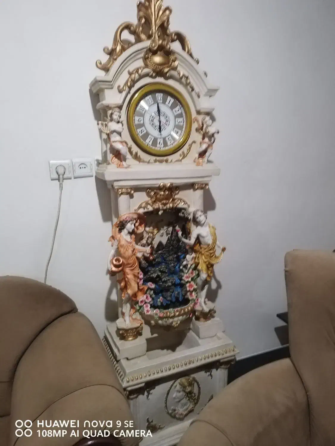 ساعت ایستاده زیبا|ساعت دیواری و تزئینی|کرج, کمالشهر|دیوار