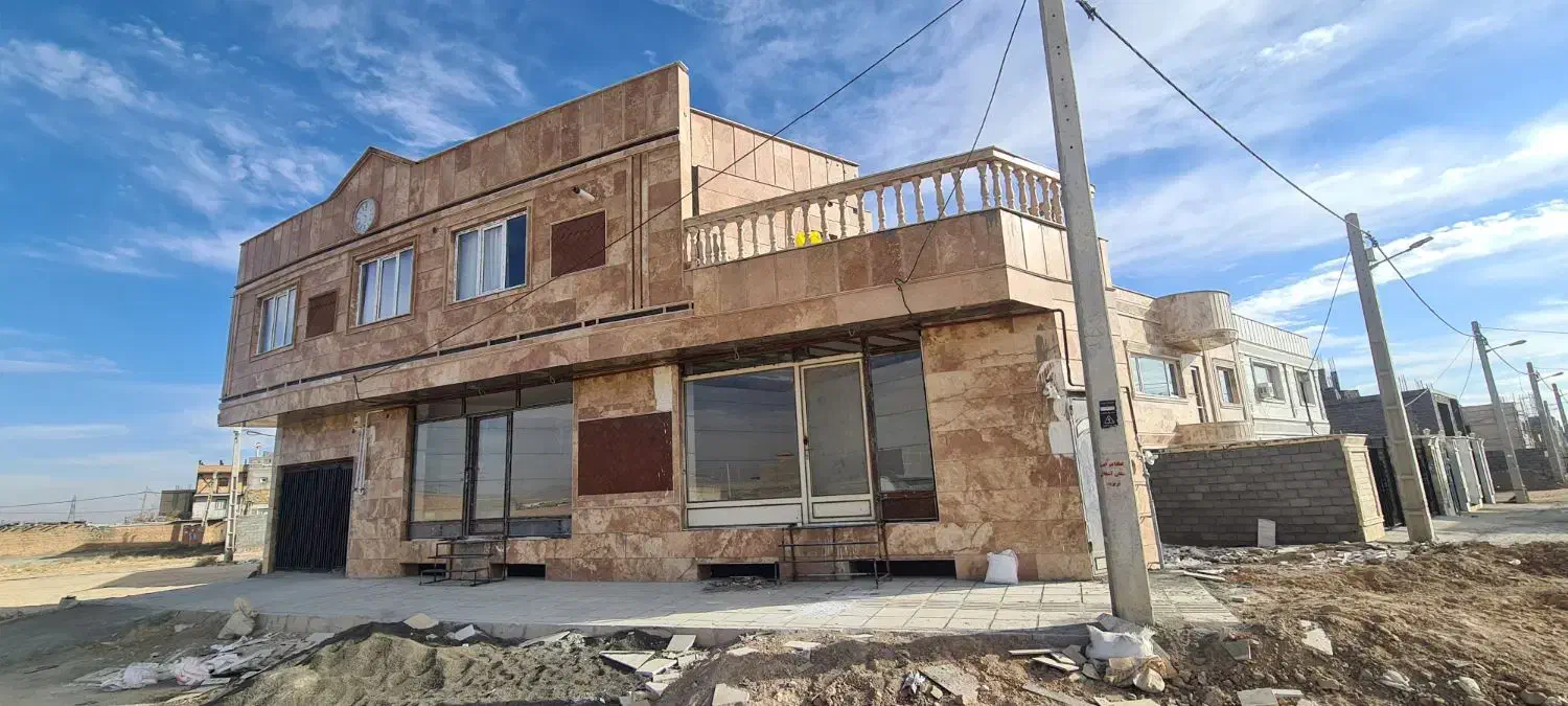 اجاره زیر زمین ودوعدد مغازه|اجارهٔ مغازه و غرفه|قروه, |دیوار