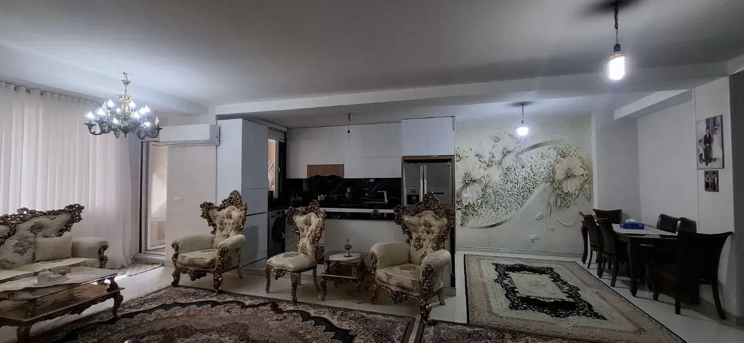 گلشهر /براصلی۱۲۰متر/پارکینگ اختصاصی/فول - Więcej