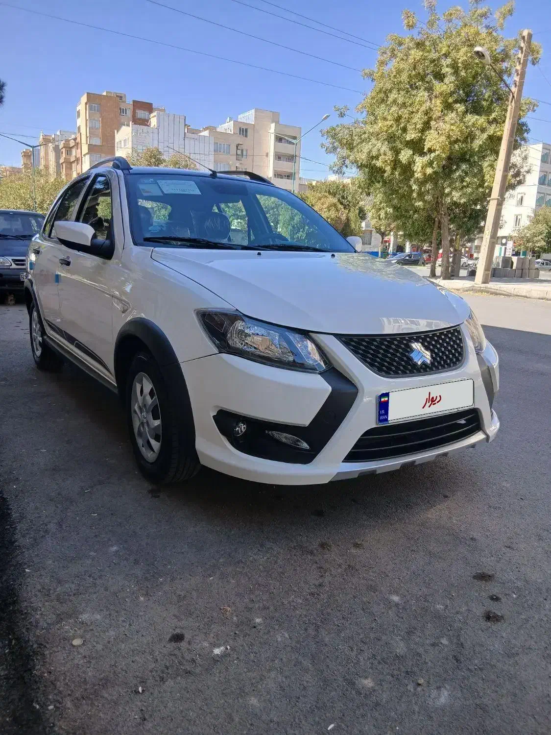 کوییک سفید مشکی RS دنده ای مدل ۱۴۰۴|خودرو سواری و وانت|کرمانشاه, |دیوار