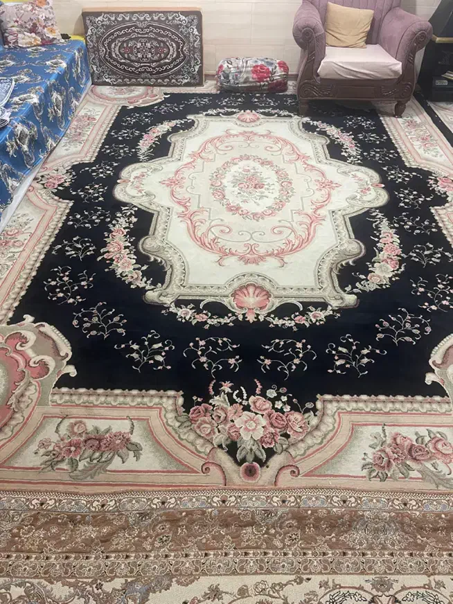 دوفرش ۱۲ متری که هردو از قسمت ریشه یکم پارگی داره|فرش|ماهدشت, |دیوار