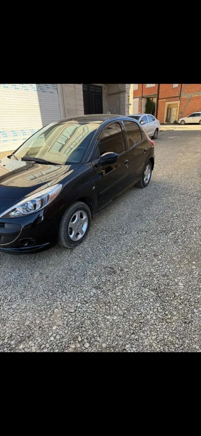 پژو ۲۰۷ سقف پانا مدل ۱۴۰۲ بدون  توضیح  درجه  یک|خودرو سواری و وانت|مریوان, |دیوار