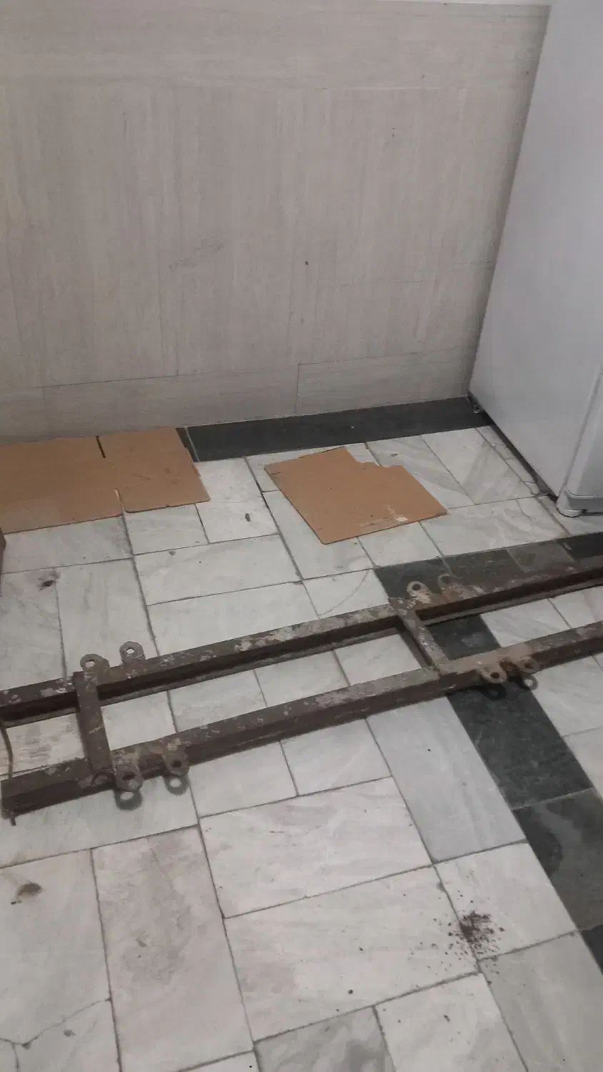 پایه بالابر|ماشینآلات صنعتی|قم, شاد قلی|دیوار