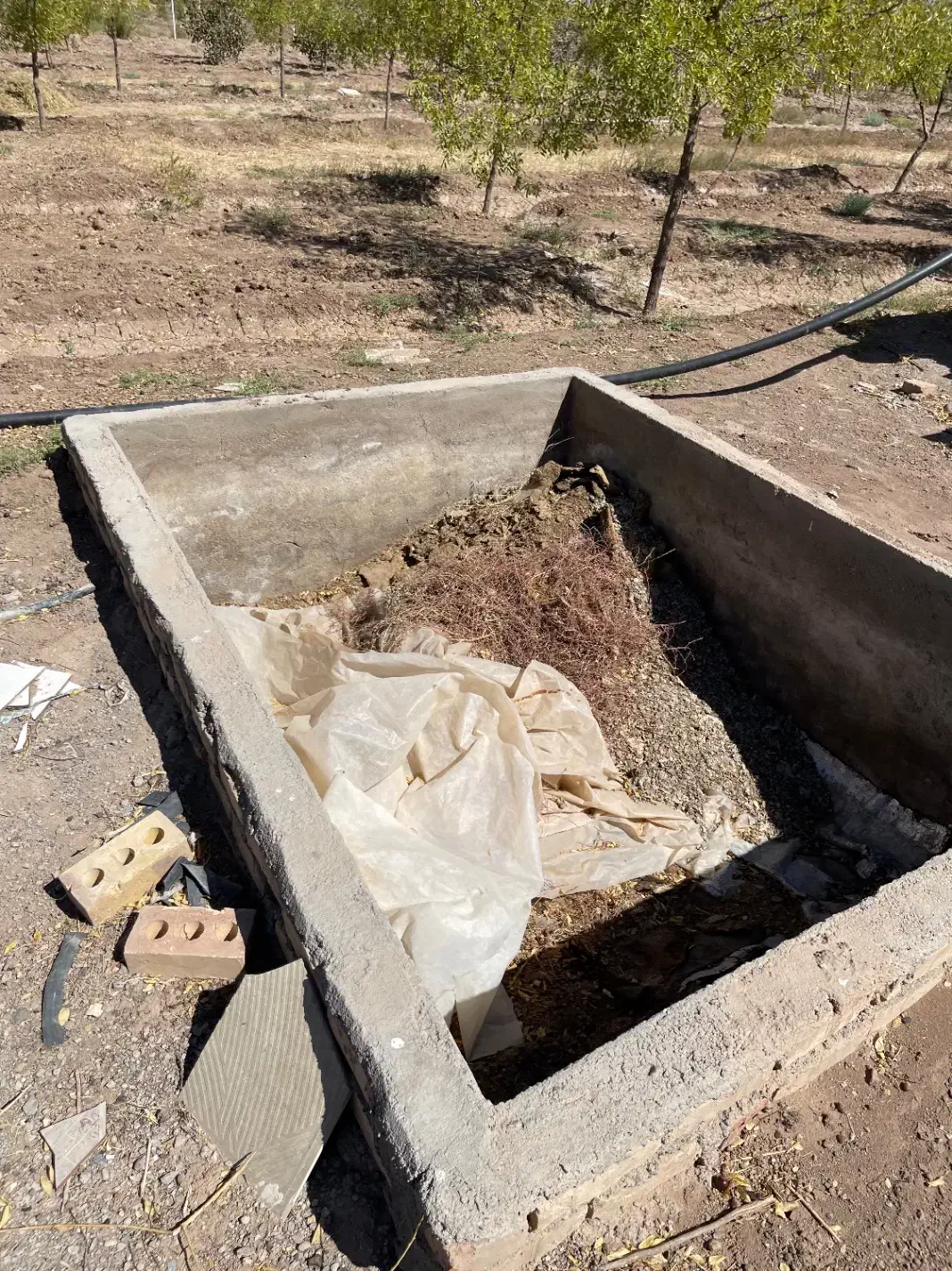 باغ ۲۰۰۰ متری تقاب فخراباد با آب|فروش خانه و ویلا|خوسف, |دیوار