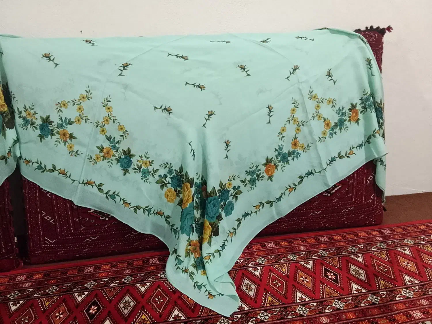 چارقد|لباس|آق قلا, |دیوار