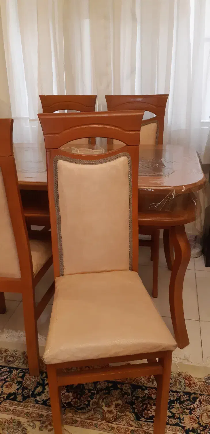 میز ناهار خوری|میز و صندلی غذاخوری|تهران, گلستان (شهرک راه آهن)|دیوار