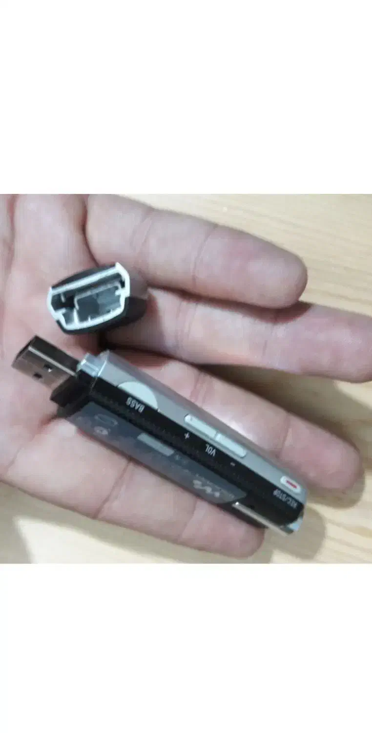 موزیک پلیر ( mp 3 player ) سونی|پخش‌کننده همراه|سنندج, |دیوار