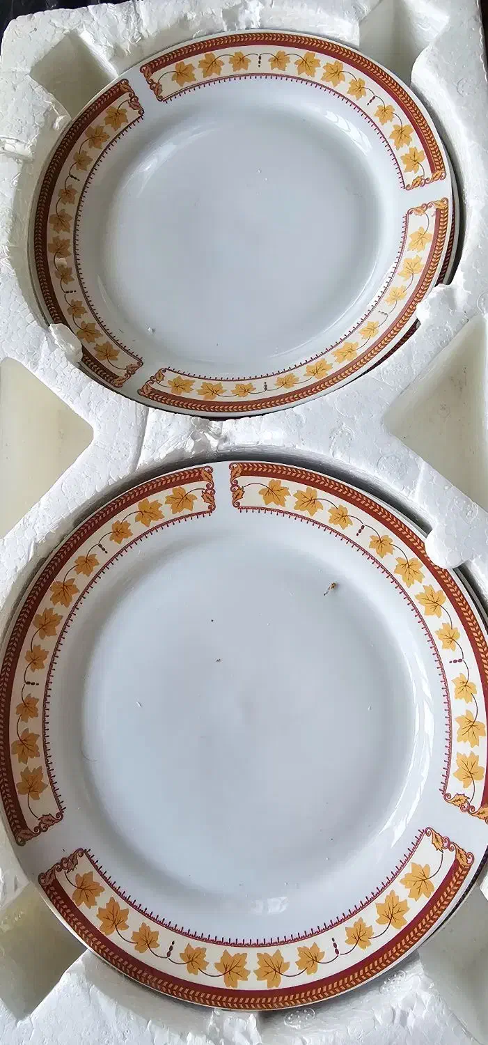 شیرینی خوری دوطبقه چینی خارجی، بشقاب میوه خوری|ظروف سرو و پذیرایی|همدان, |دیوار