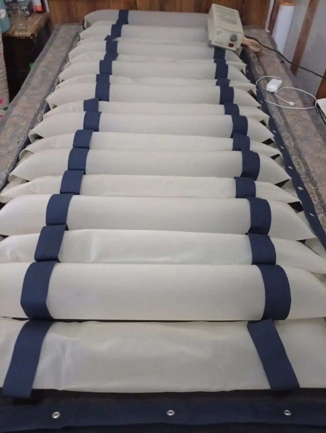 تشک بادی همرا باپومپ بادی برقی|تشک تختخواب|گتوند, |دیوار