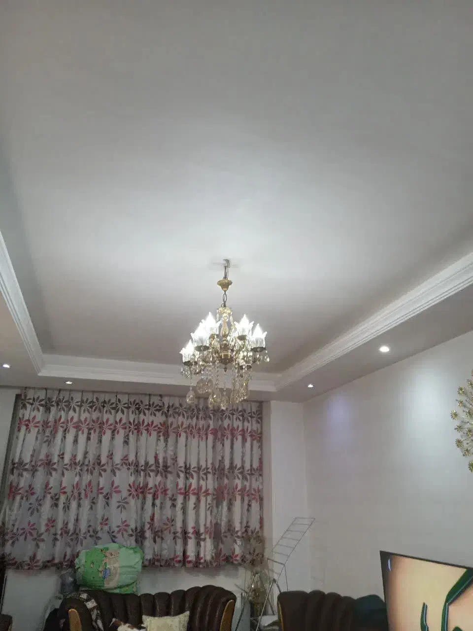 لوستر برنجی هشت شعله|لوستر و چراغ آویز|اسلام‌شهر, شهرک مصطفی خمینی|دیوار