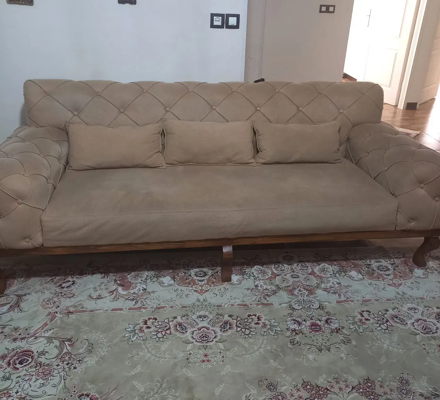 مبل مدل چستر با فرش 12 متری مشهد|مبلمان خانگی و میز عسلی|فردیس, نگارستان|دیوار