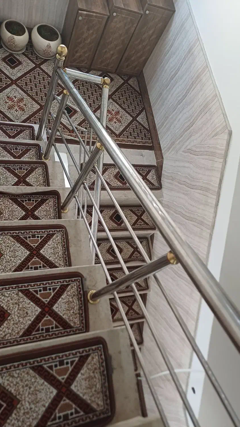 تعداد زیادی روپله و پاگرد|گلیم، جاجیم، گبه|ساوه, |دیوار