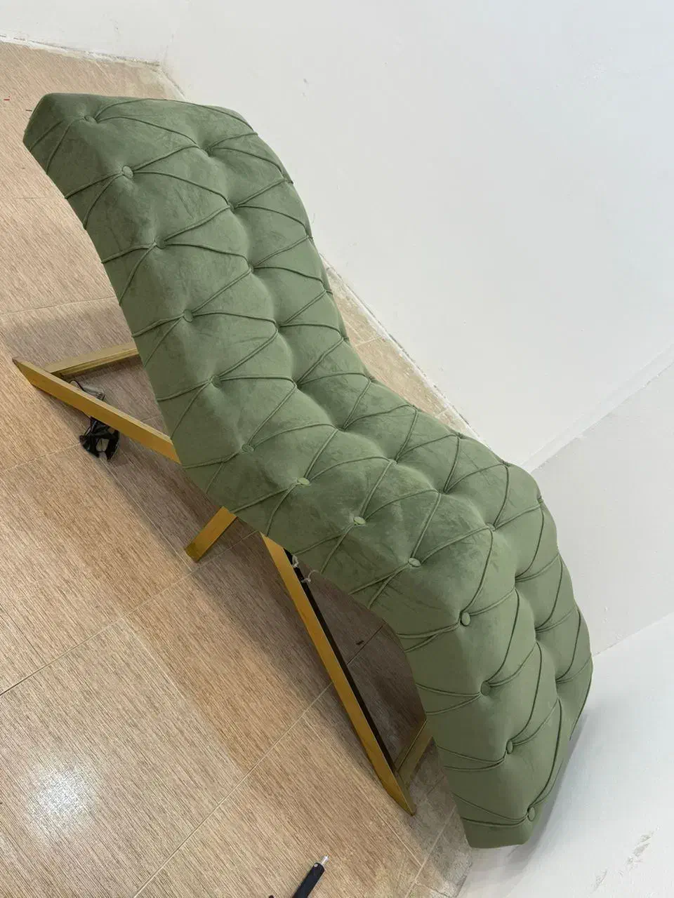 سرشور اب گرم کن تخت مژه|آرایشگاه و سالن‌های زیبایی|دهدشت, |دیوار