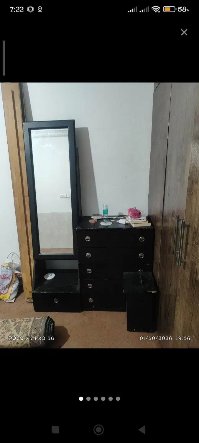 کمد دراور|جاکفشی، کمد، دراور|گلبهار, شهر جدید گلبهار|دیوار