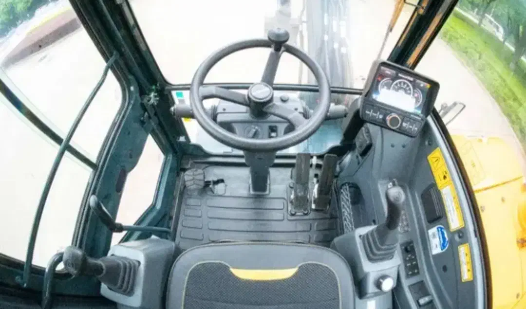 هیوندای لاستیکی HW60ECO|خودرو سنگین|اهواز, زندوکیلی|دیوار