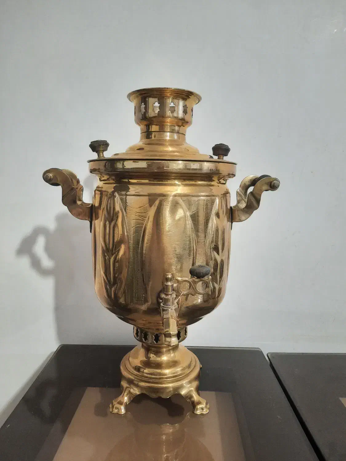 سماور آبکروم روسی|کلکسیون اشیاء عتیقه|مراغه, |دیوار