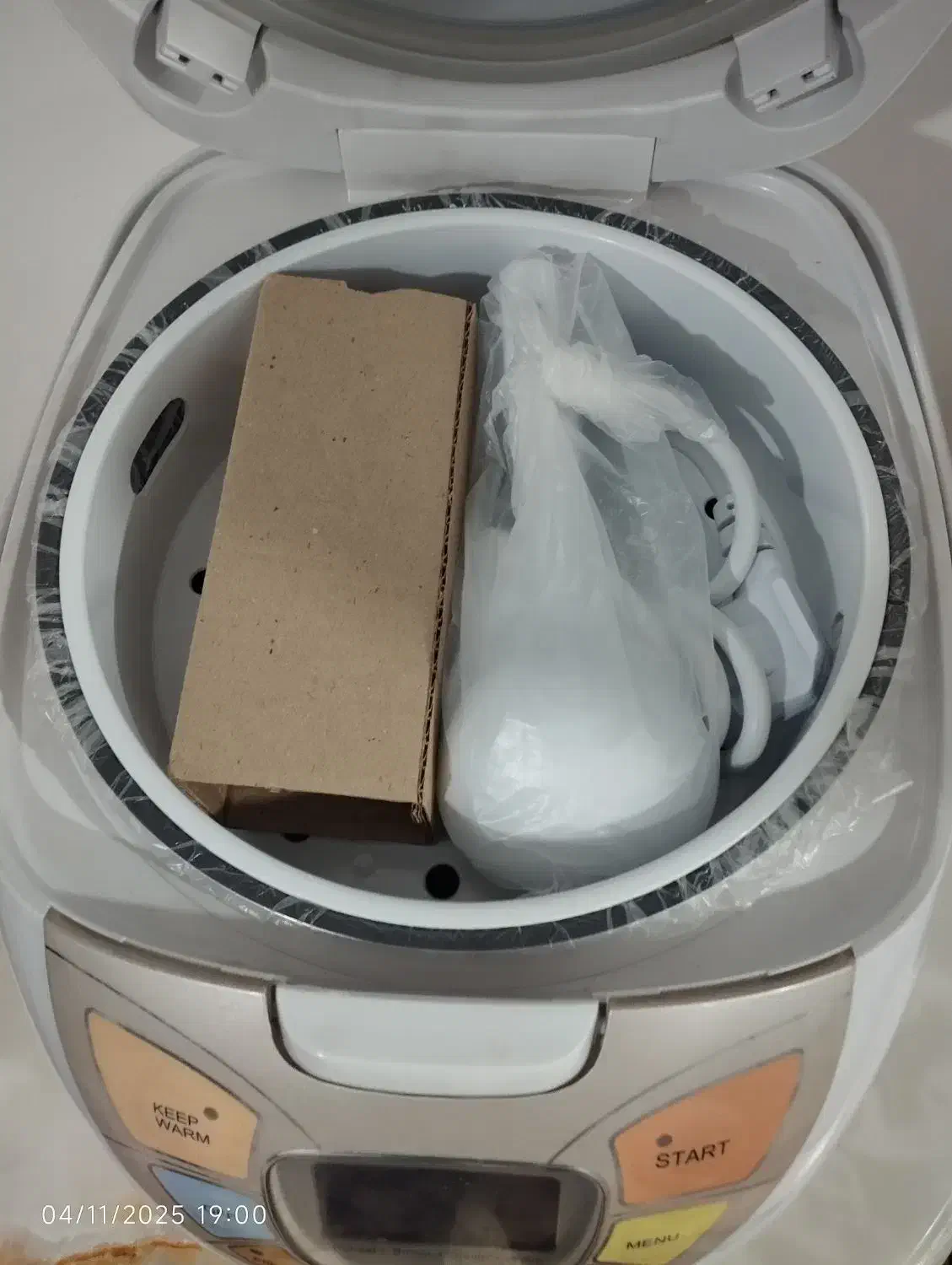 یک عددسرخ کن ویک پلوپز آکبند نو|اجاق گاز و لوازم برقی پختوپز|سلماس, |دیوار