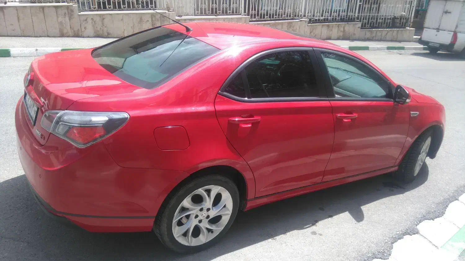 ام جی ۶ مگنت ۲۰۱۴|خودرو سواری و وانت|تهران, شهرک محلاتی|دیوار