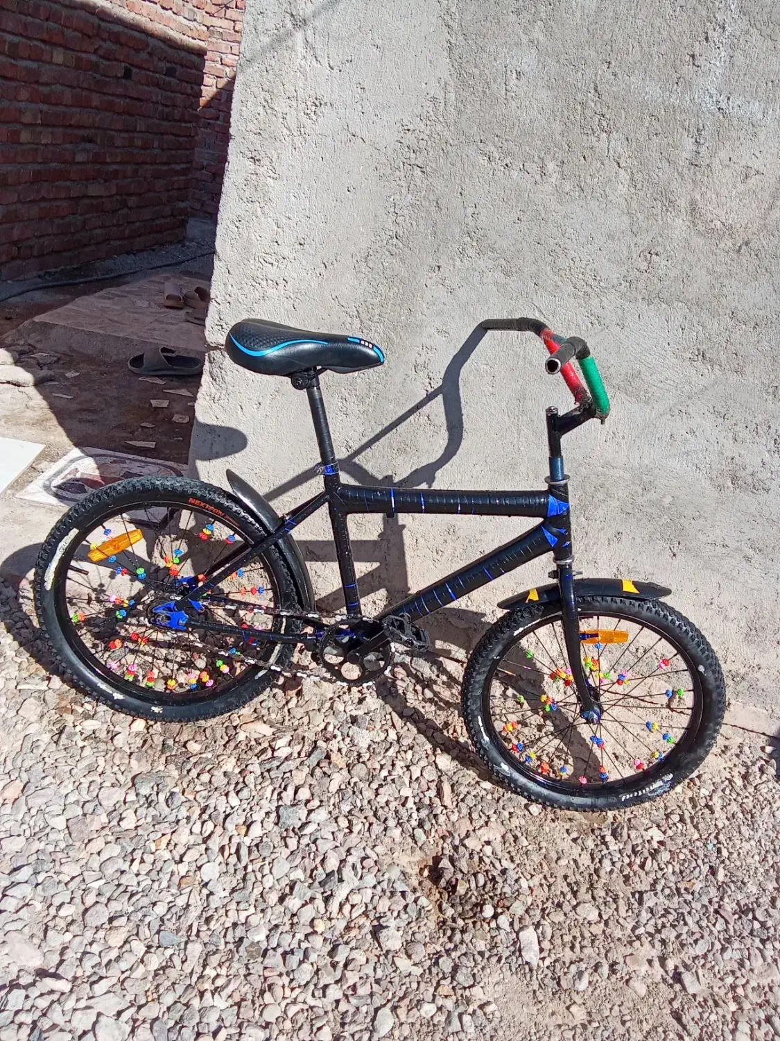 دوچرخه 20|دوچرخه، اسکیت، اسکوتر|خاش, |دیوار