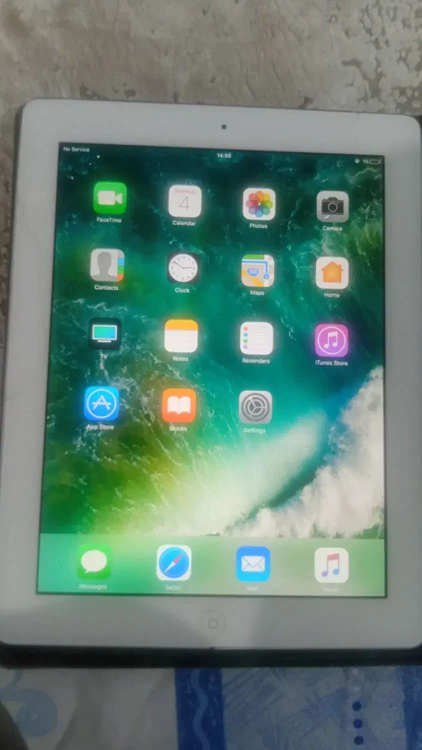 ایپد نسل سوم|تبلت|رشت, منظریه|دیوار