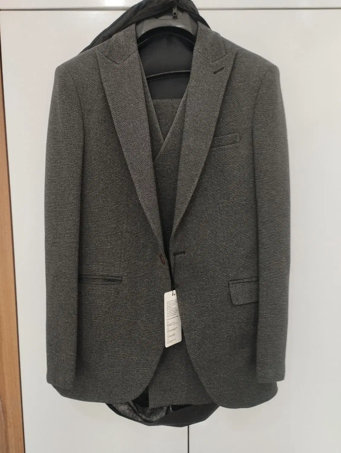 کت و شلوار جلیقه مجلسی آکبند سایز ۵۰ اسلیم فیت|لباس|رشت, استقامت ۱|دیوار