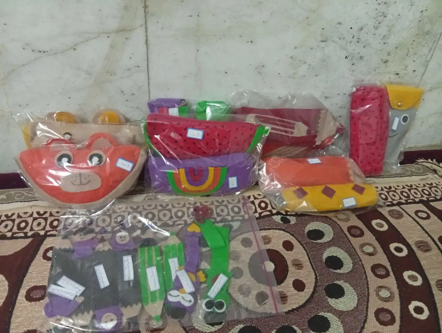 کیف جامدادی|کیف، کفش، کمربند|جهرم, |دیوار