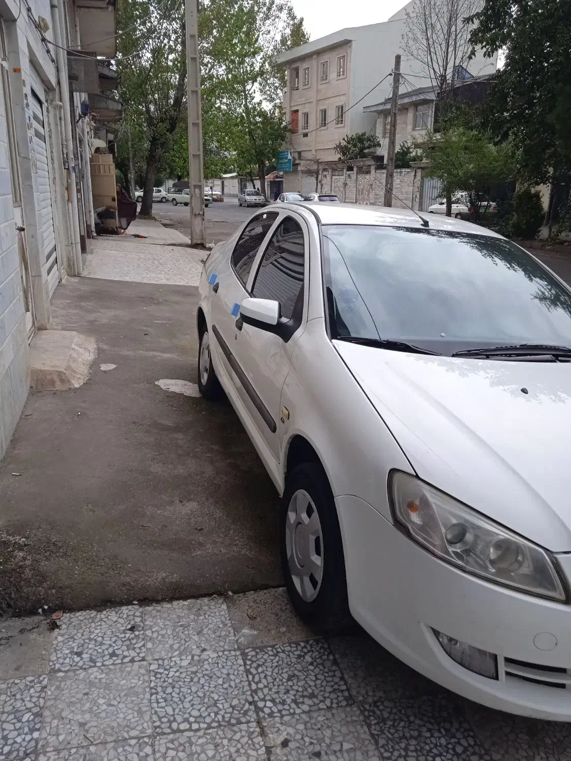 رانا مدل ۹۲ بی رنگ و بی ضربه|خودرو سواری و وانت|رشت, حمیدیان|دیوار