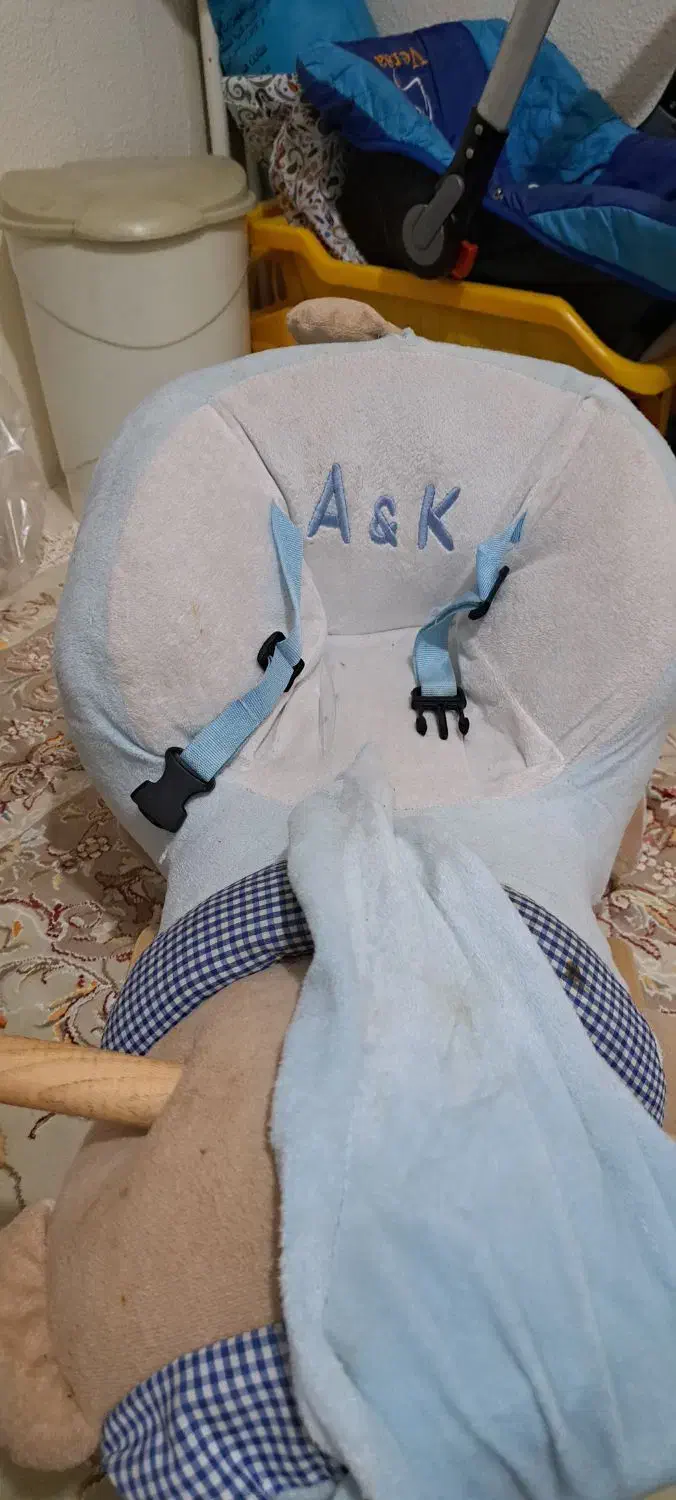 خرس بازی|اسباب‌بازی بچه|شاهین‌شهر, دهخدا|دیوار