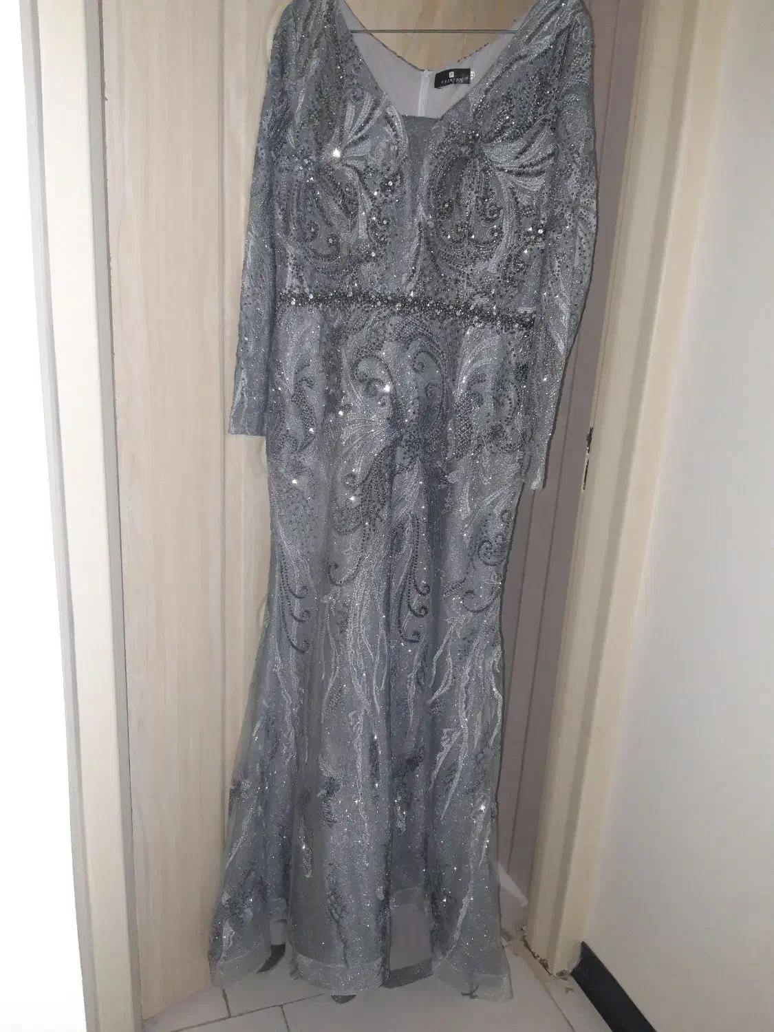 لباس مجلسی سنگ دوزی شده|لباس|ورامین, قويينک زهری|دیوار