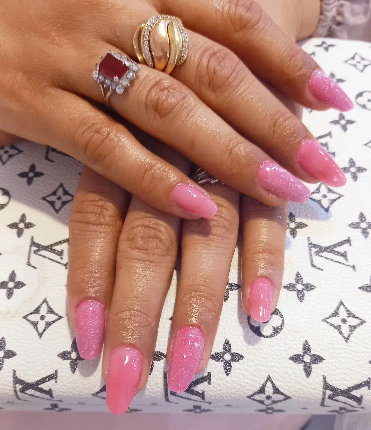 خدمات ناخن با تخفیف ویژه یلدا|خدمات آرایشگری و زیبایی|سیرجان, |دیوار