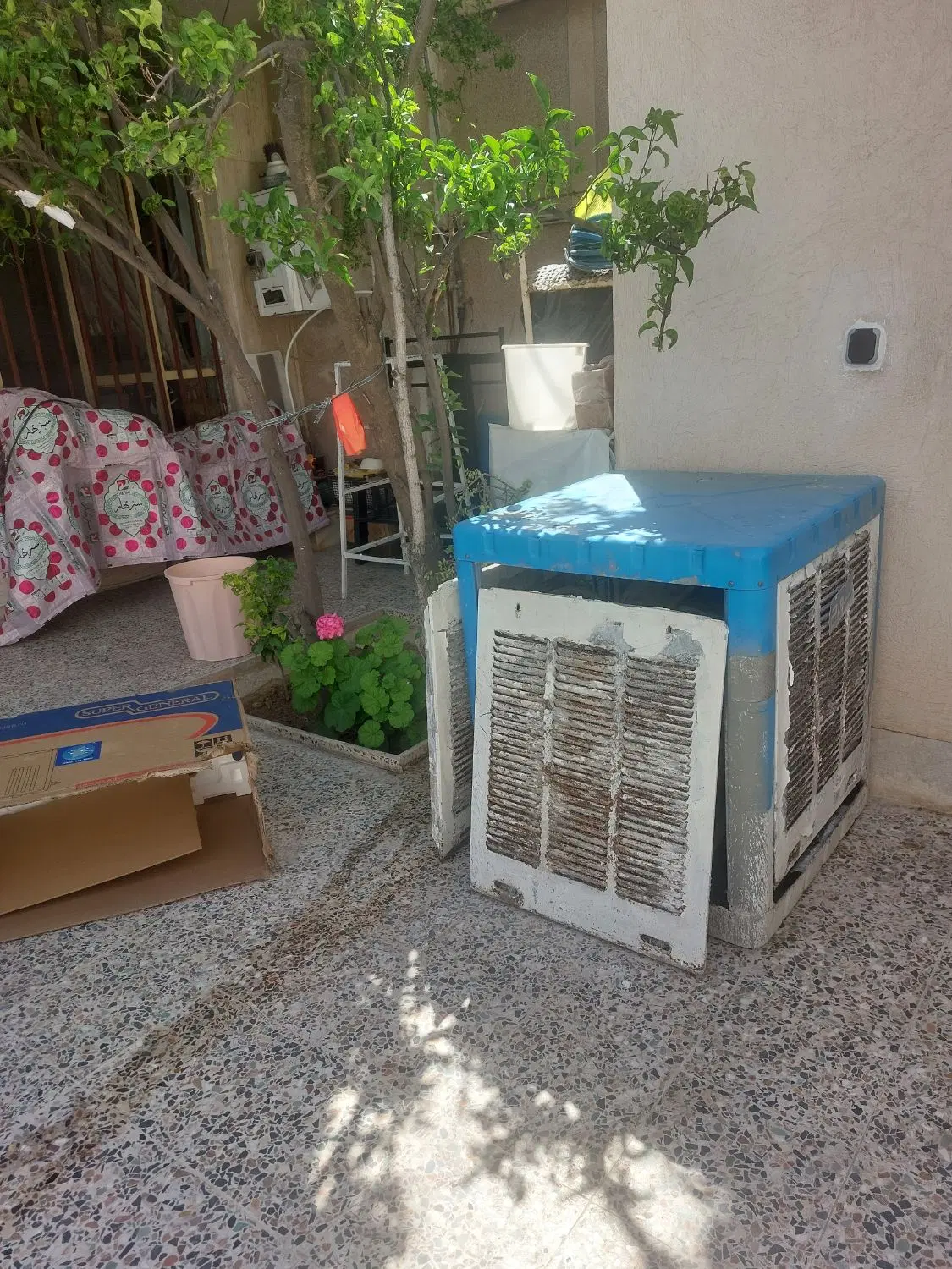 کولر آبی|کولر آبی|شیراز, دباغ خانه|دیوار