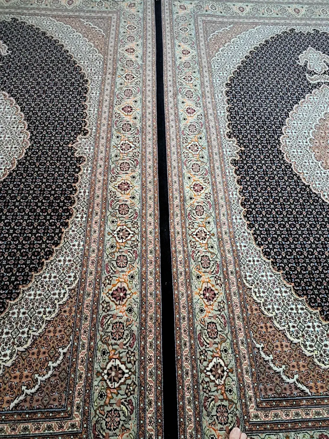 فرش دستباف تبریز ۱۲ متری(جفت ۶ متری)|فرش|شهریار, شهرک شاهد|دیوار