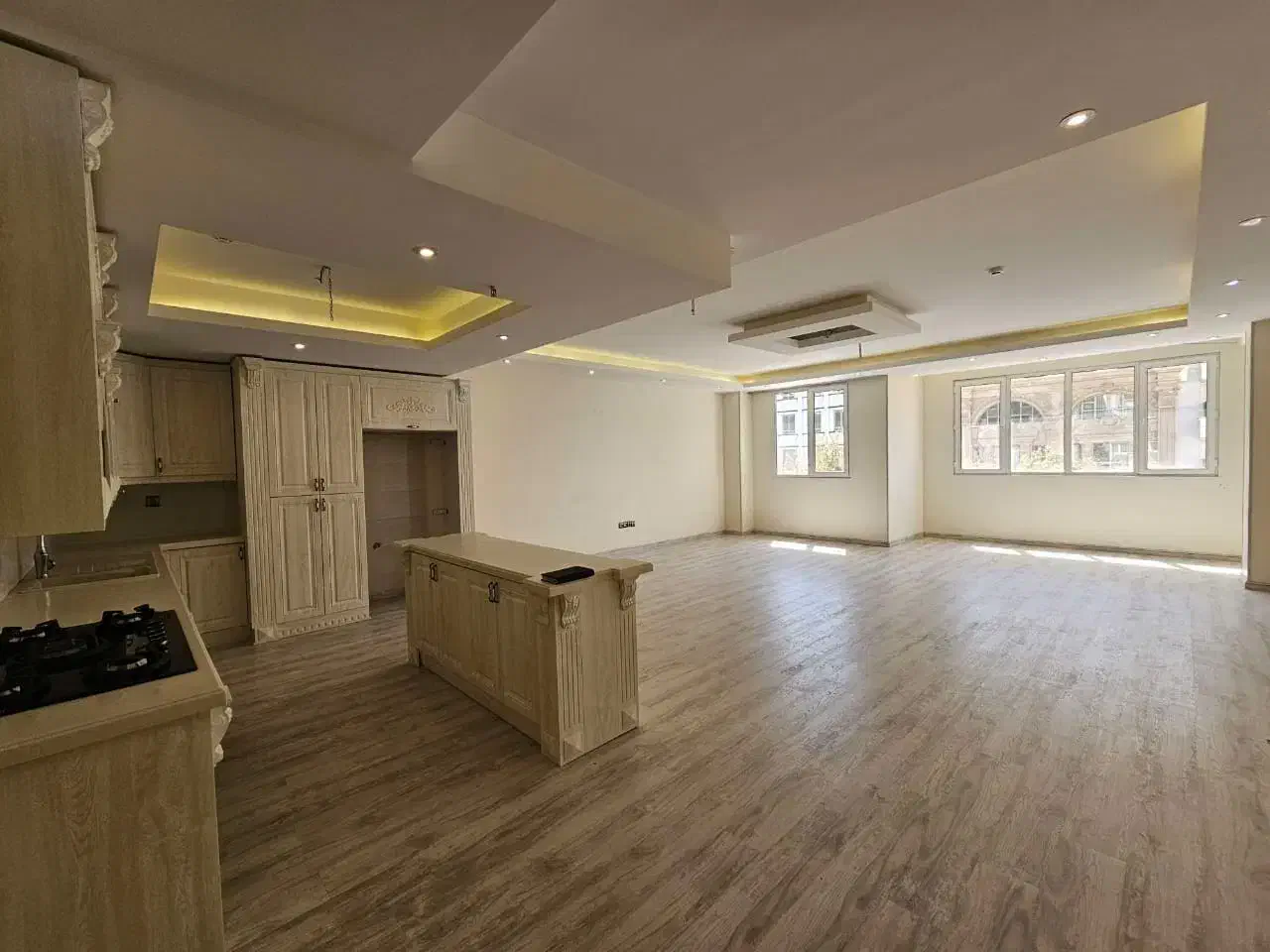 ۱۴۵ متر، آفتابگیر، ویودار، نوساز، فول مشاعات|فروش آپارتمان|کرج, عظیمیه|دیوار