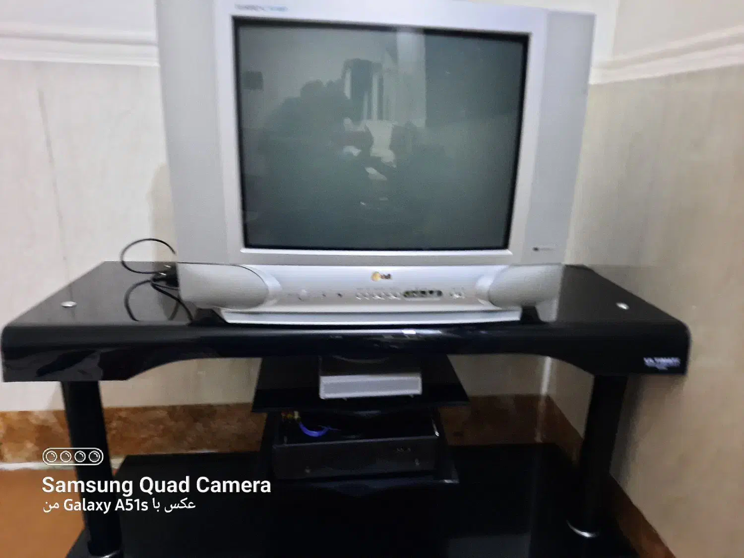 تلویزیون ۲۱ اینچ ال جی|تلویزیون و پروژکتور|مسجد سلیمان, |دیوار