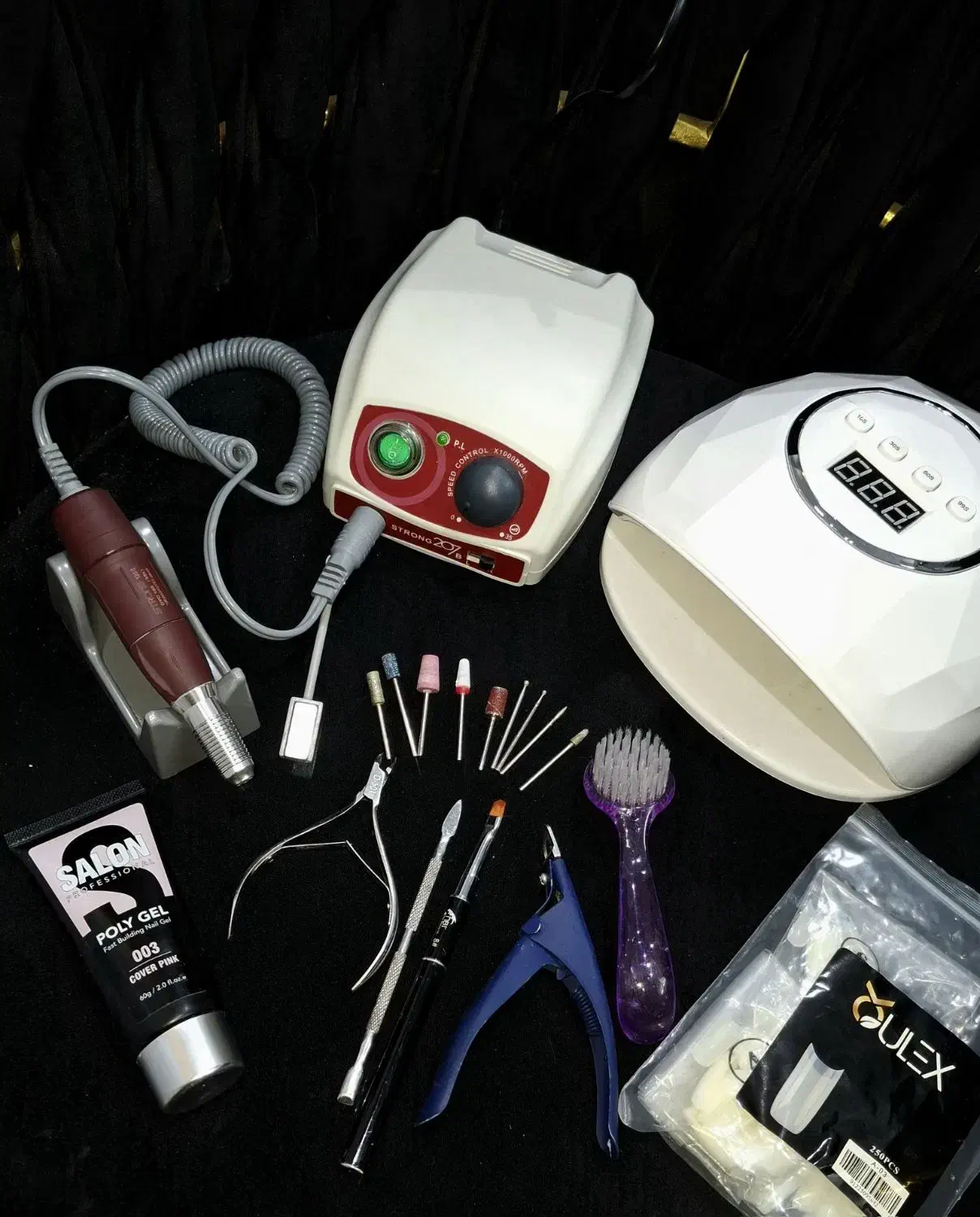 وسایل کاشت ناخن تمیز درحد نو|آرایشی، بهداشتی، درمانی|قوچان, |دیوار