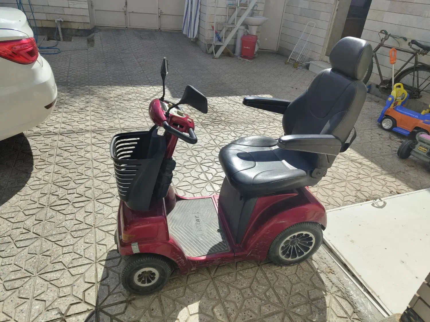 چهارچرخ برقی مناسب سالمندان|پزشکی|تیران, |دیوار