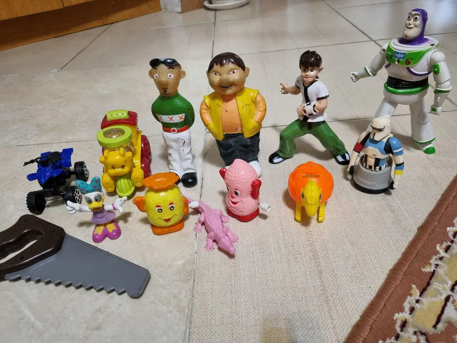 اسباب بازی،و چوب لباسی کودک|اسباب‌بازی بچه|رشت, منظریه|دیوار