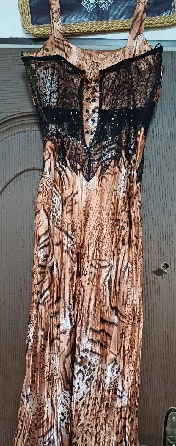 لباس‌های مجلسی شیک و باکلاس|لباس|رشت, ولکس|دیوار