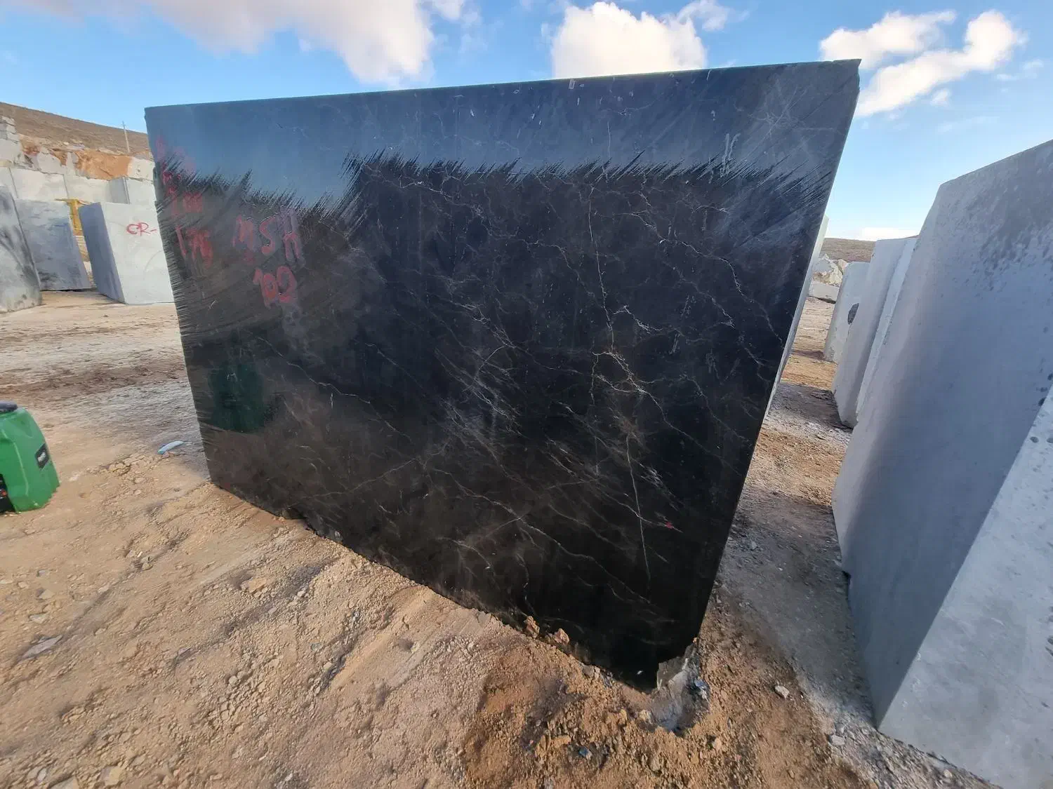 فروش لاشه و کوپ مشکی اسپایدر|مصالح و تجهیزات ساختمان|شیراز, شهرک ایثار|دیوار