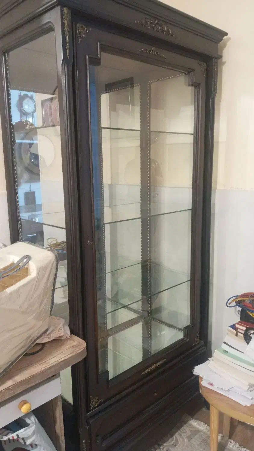 بوفه کاملا سالم|بوفه، ویترین، کنسول|چهارباغ, |دیوار