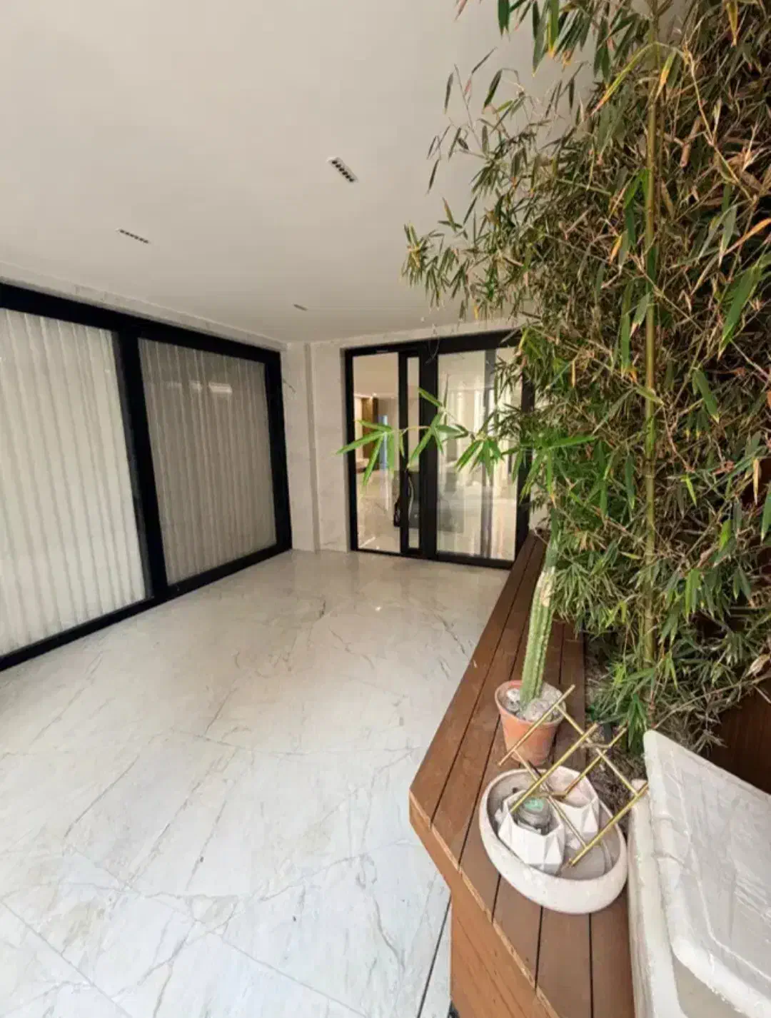 زعفرانیه لوکیشن تاپ ۳۴۰ متر ۴خواب مستر