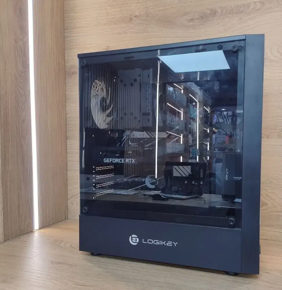 کیس گیمینگ نسل 13|رایانه رومیزی|فردیس, فردیس|دیوار