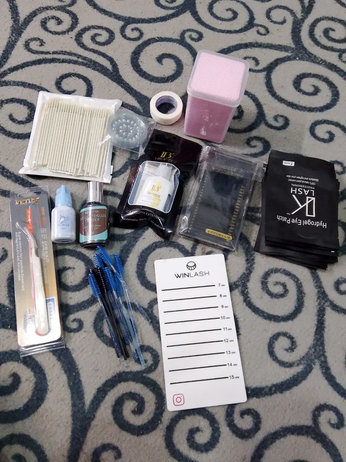 وسایل مژه|آرایشگاه و سالن‌های زیبایی|شیروان (خراسان), |دیوار