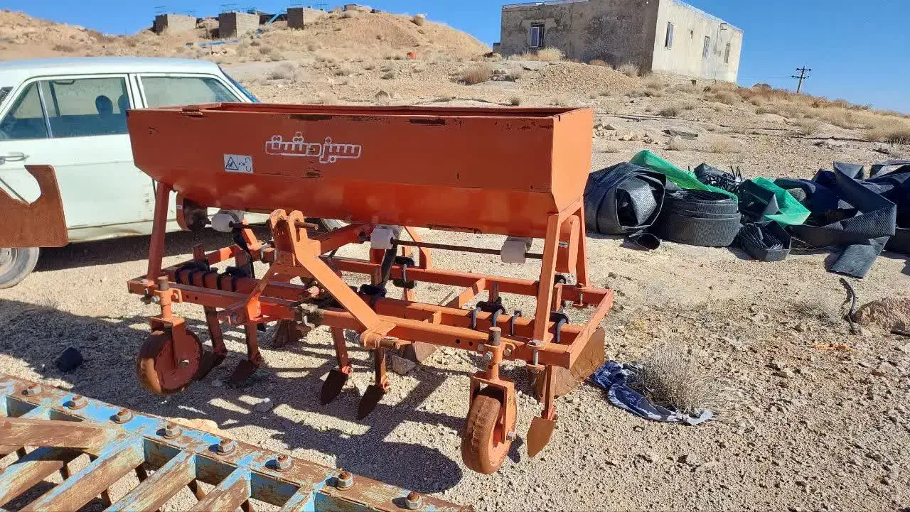 تراکتورباکلیه وسایل پلاک شده مدل ۷۵انگلیسی|خودرو سنگین|تفت, |دیوار