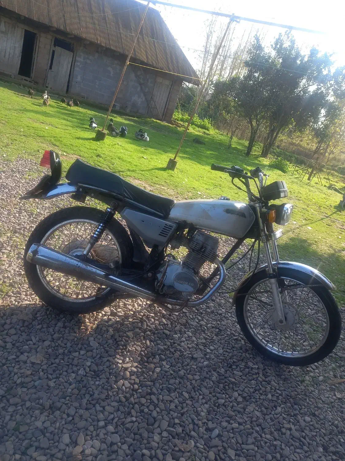 فروش موتور سیکلت ۱۲۵ مدل ۱۳۸۹ به همراه مدارک|موتورسیکلت|لولمان, |دیوار