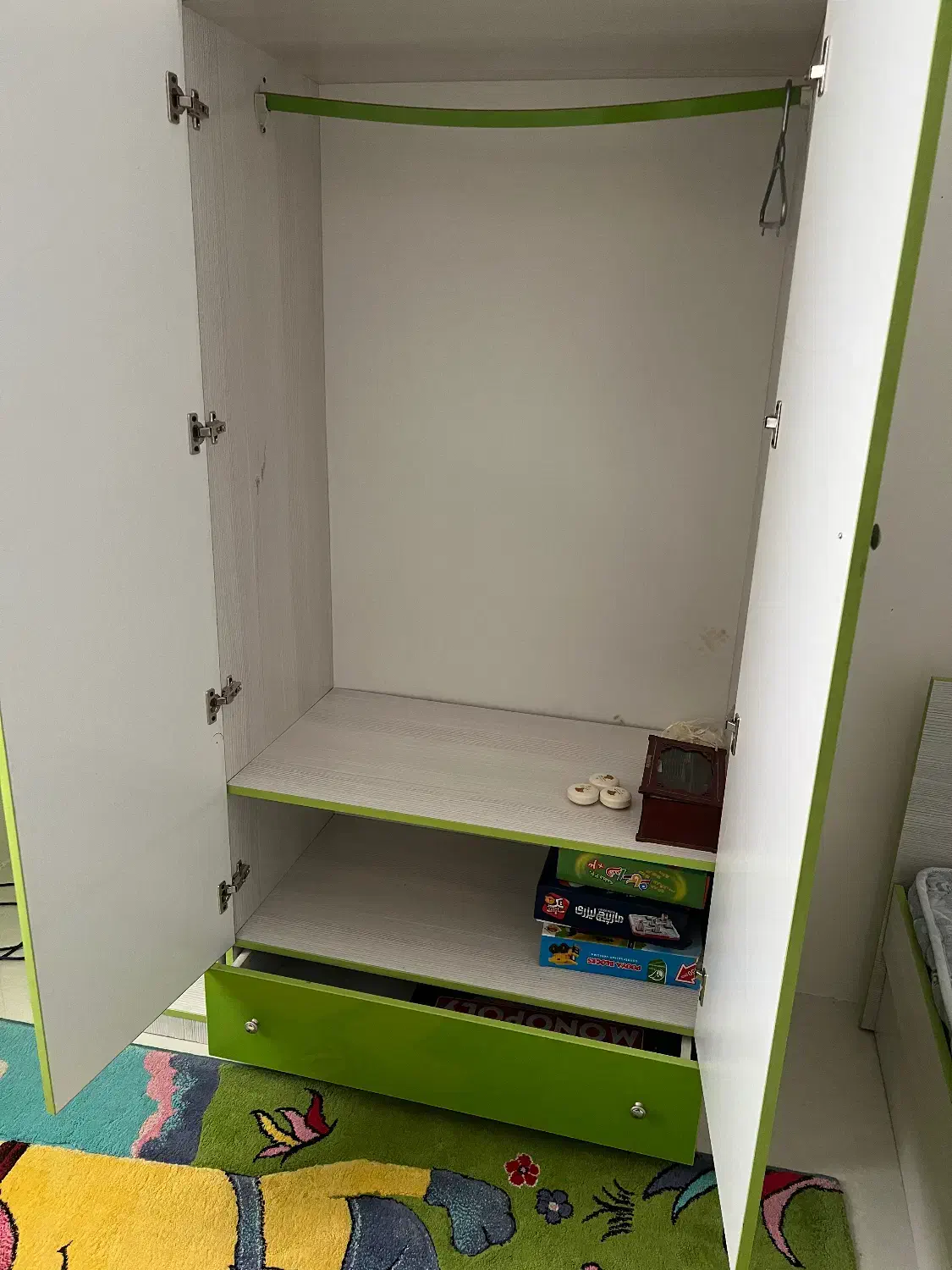 سرویس خواب نوجوان با فرش|تخت و سرویس خواب|رفسنجان, |دیوار