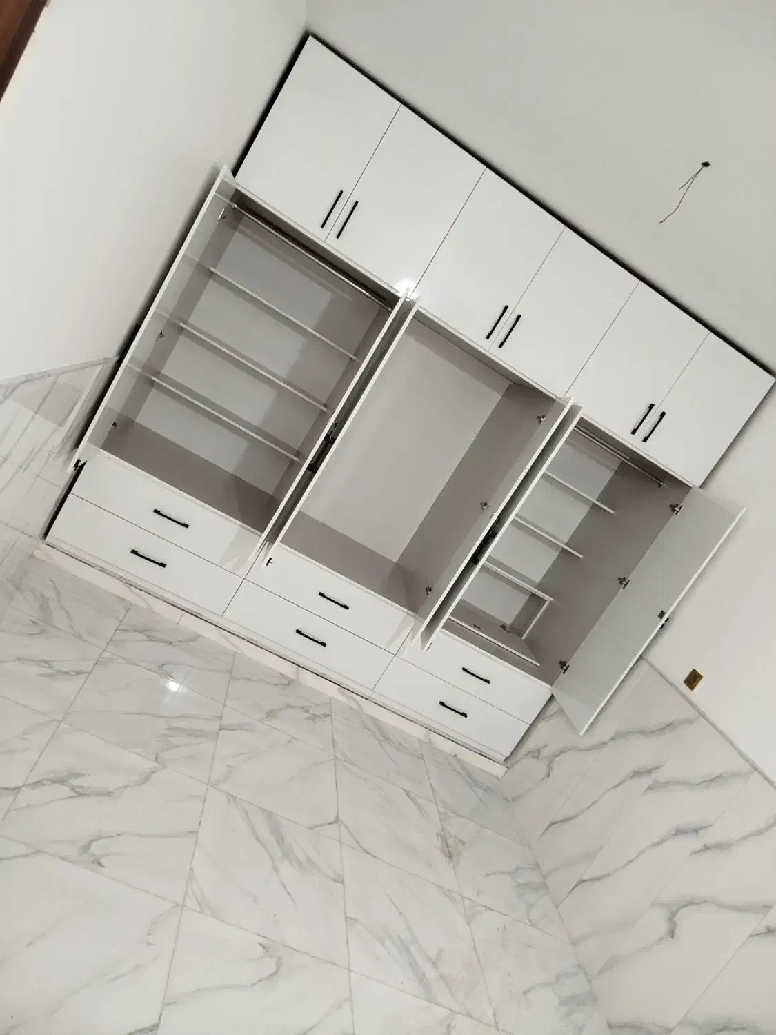 کمد نقد و چک|جاکفشی، کمد، دراور|قم, حقیقت|دیوار