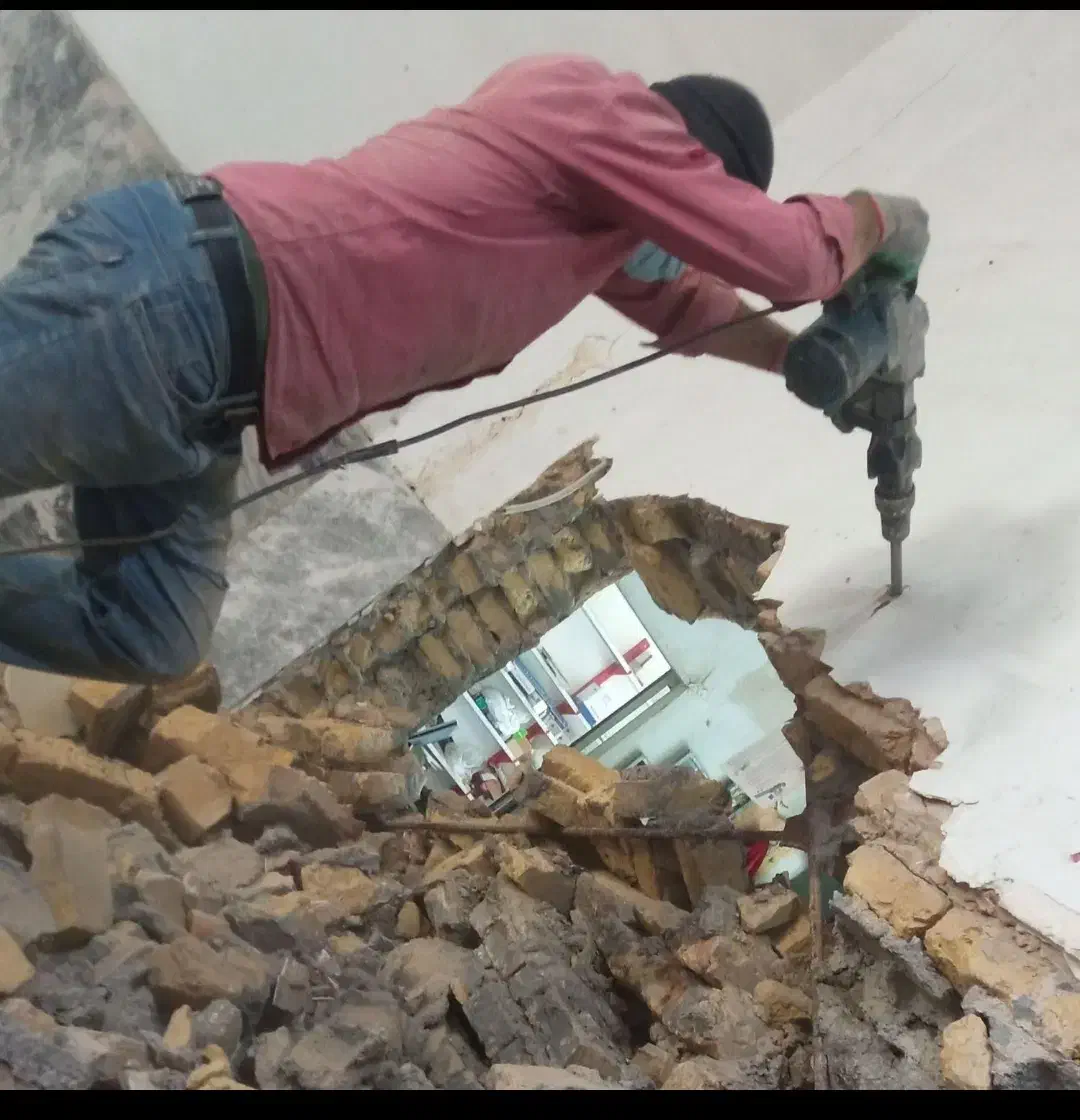 تخریب ساختمان کلی و جزئی|خدمات پیشه و مهارت|مشهد, رسالت|دیوار