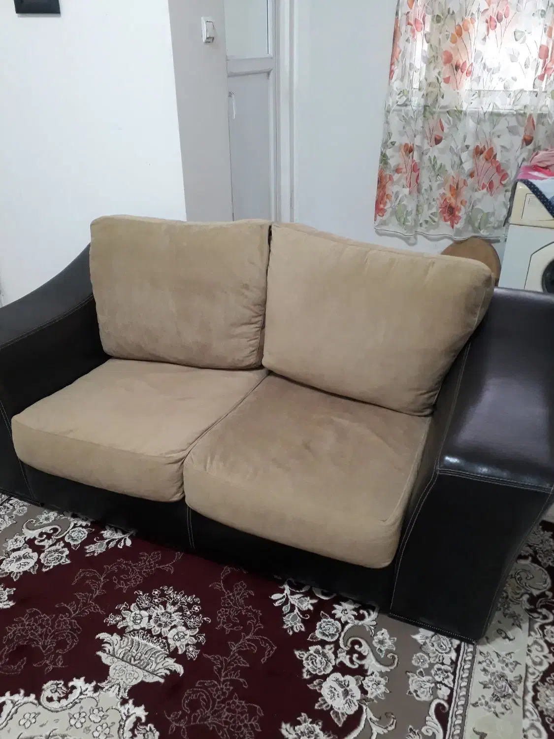 مبل|مبلمان خانگی و میز عسلی|بندر انزلی, چهارفریضه|دیوار